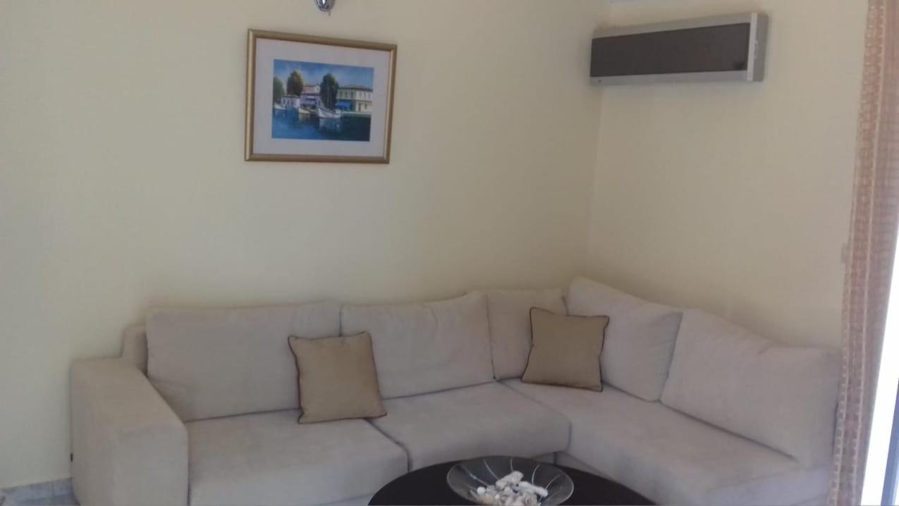 Apartment In Argostoli With Stunning Sea Views 外观 照片