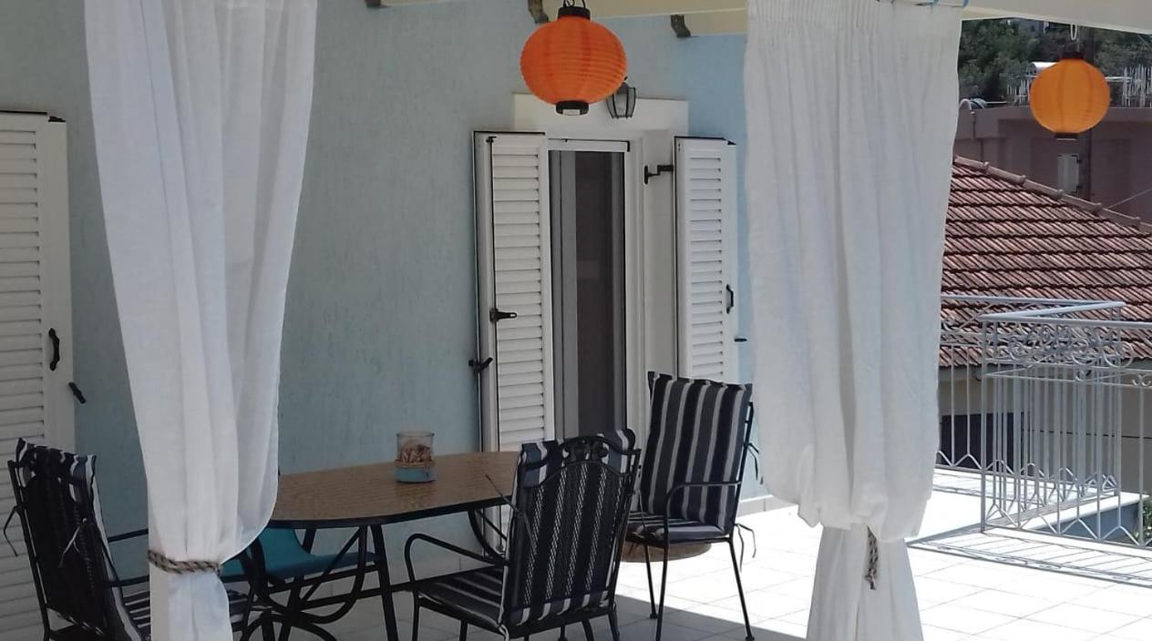 Apartment In Argostoli With Stunning Sea Views 外观 照片